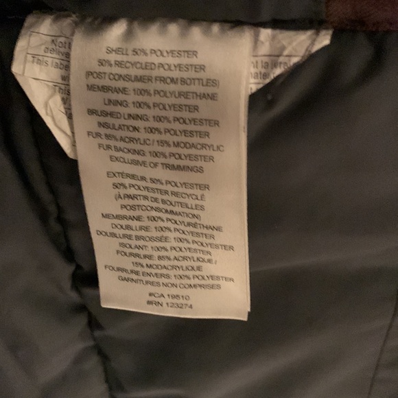 Lolë parka coat snow ski coat, size S - Picture 8 of 9